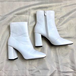 Missguided White Ankle Booties Size 7